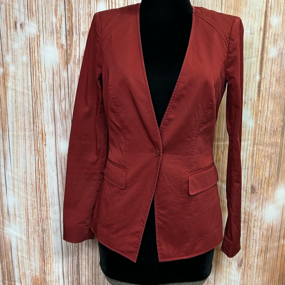 Body by‎ Victoria Lace Back Blazer